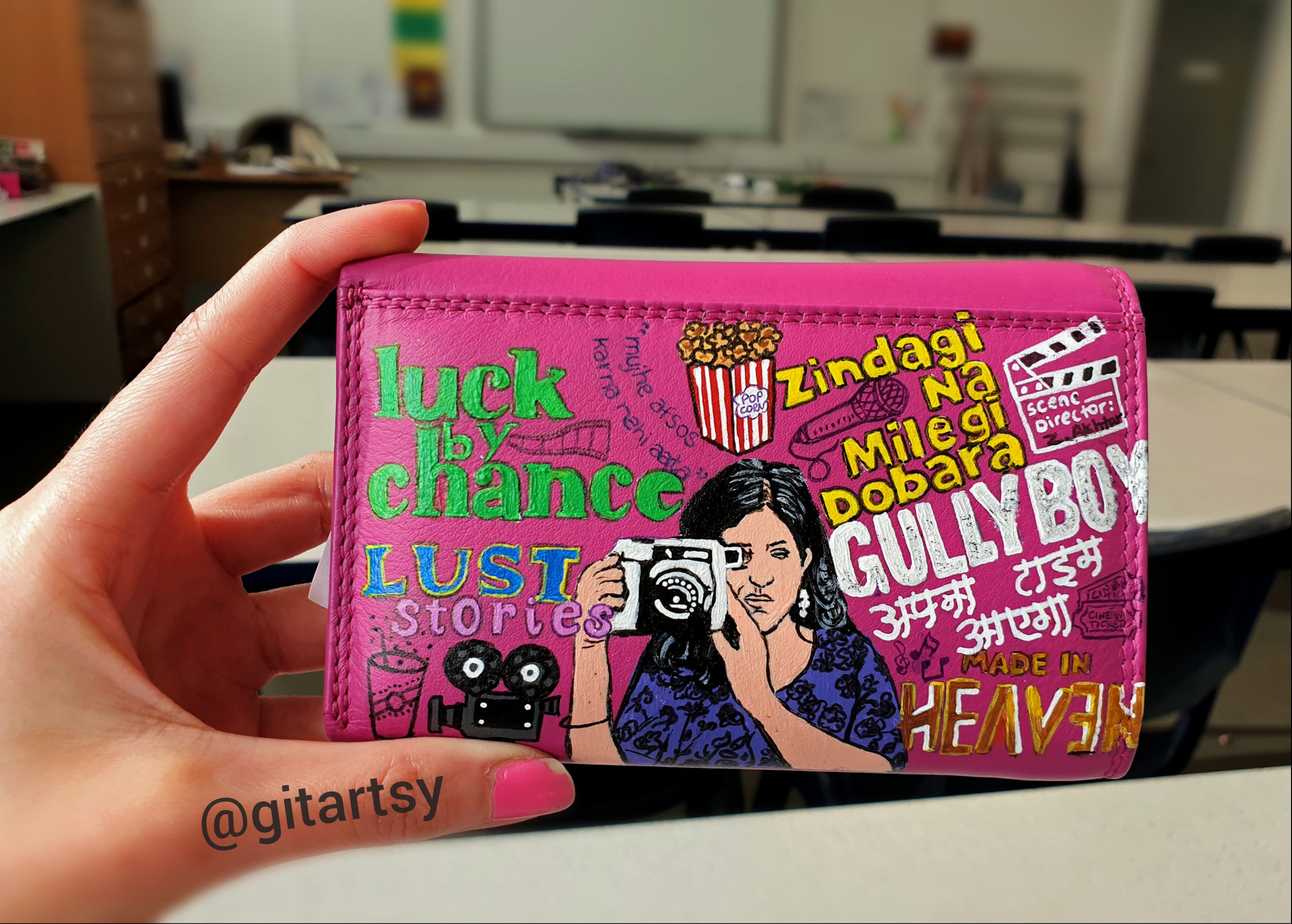 A hand-painted leather wallet featuring a custom portrait of a person, pet, or loved one. The painting is detailed, colourful, and made using premium-quality waterproof leather paints. Ideal for gifting or personal keepsakes, this wallet showcases artistic craftsmanship and premium leatherwork.


