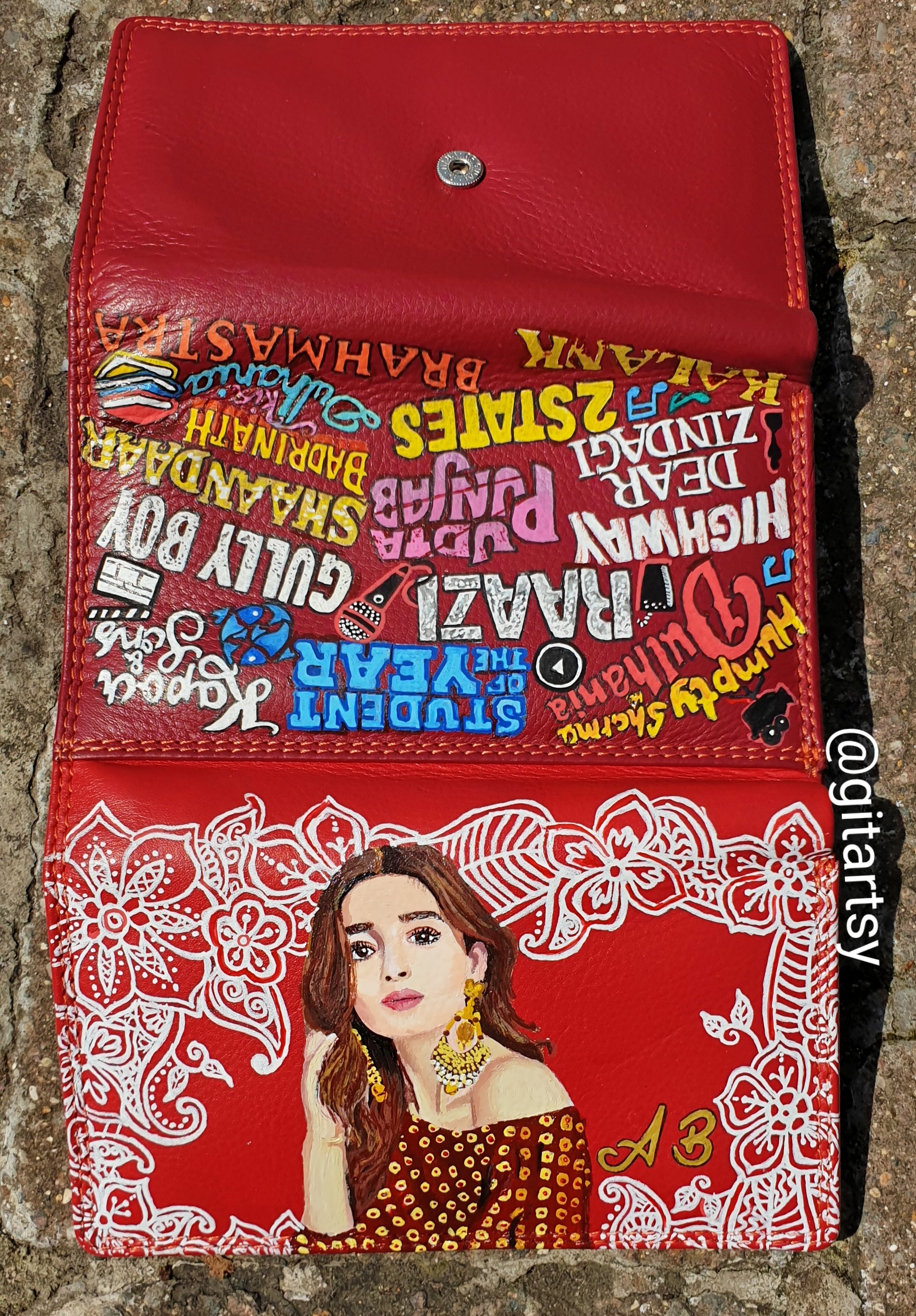 A hand-painted leather wallet featuring a custom portrait of a person, pet, or loved one. The painting is detailed, colourful, and made using premium-quality waterproof leather paints. Ideal for gifting or personal keepsakes, this wallet showcases artistic craftsmanship and premium leatherwork.

