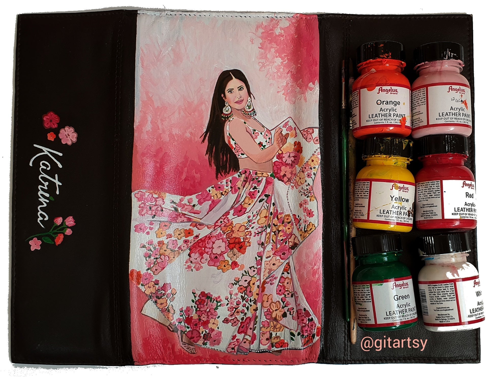 A hand-painted leather wallet featuring a custom portrait of a person, pet, or loved one. The painting is detailed, colourful, and made using premium-quality waterproof leather paints. Ideal for gifting or personal keepsakes, this wallet showcases artistic craftsmanship and premium leatherwork.


