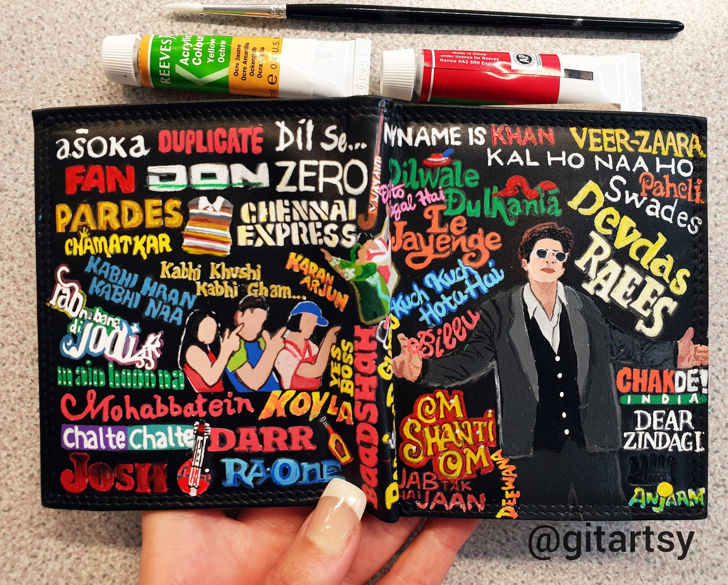 A hand-painted leather wallet featuring a custom portrait of a person, pet, or loved one. The painting is detailed, colourful, and made using premium-quality waterproof leather paints. Ideal for gifting or personal keepsakes, this wallet showcases artistic craftsmanship and premium leatherwork.


