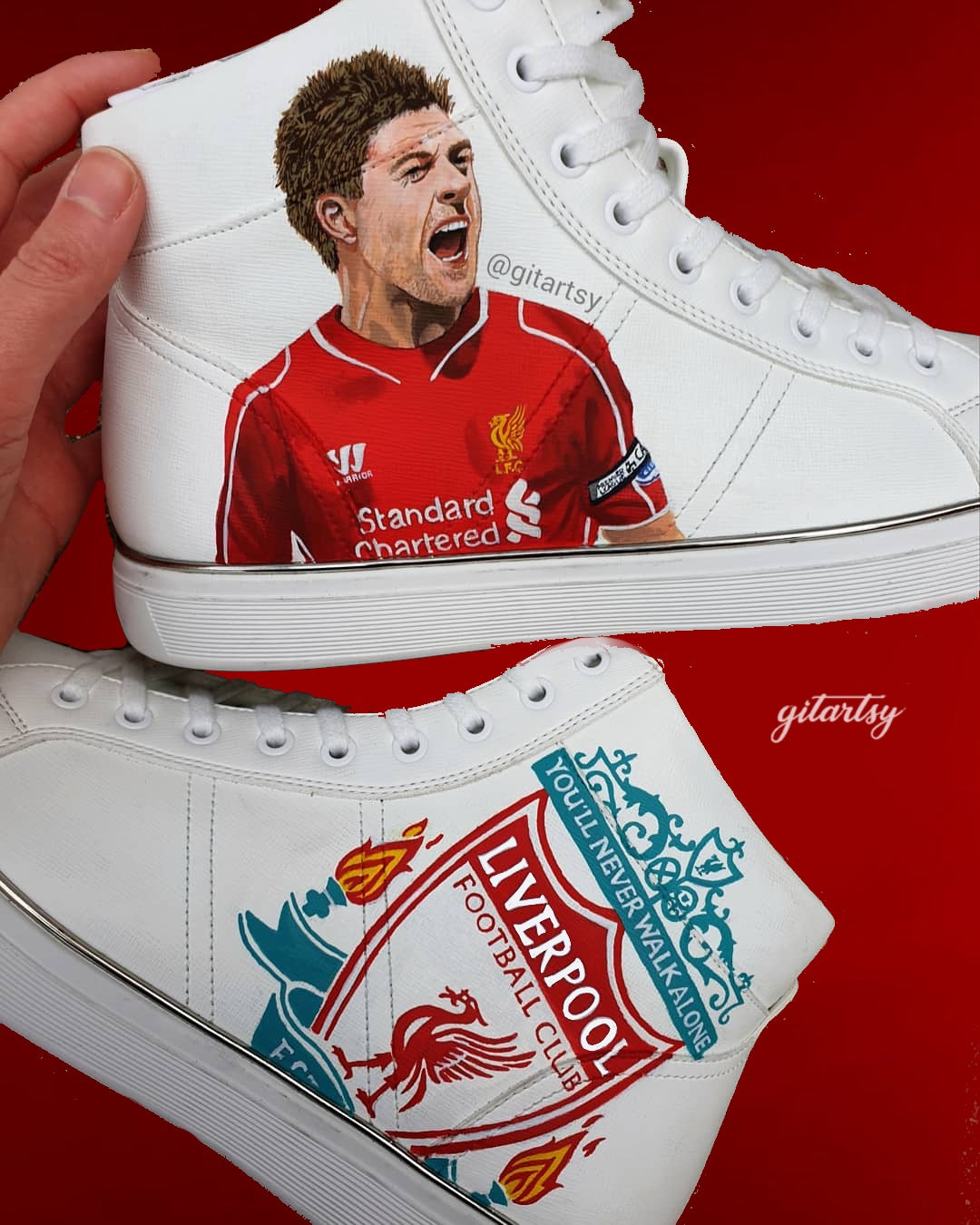 Custom hand-painted white sneakers featuring iconic football legends in team kits, including club crests and themed accents. Created by Gitartsy, each shoe includes bold illustrations, waterproof paint, and personalized elements, making them a premium collectible for fans and sneakerheads alike.

